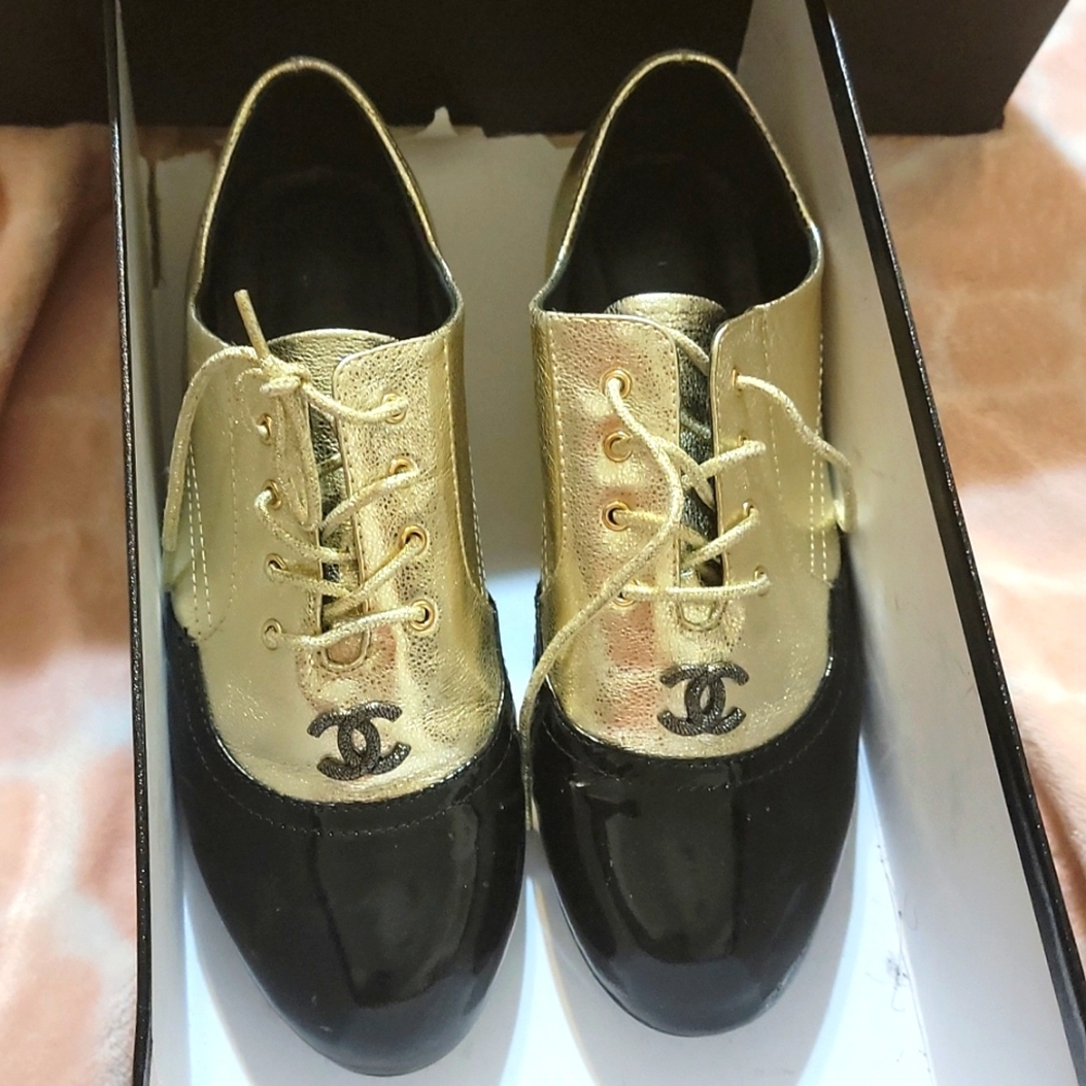 Chanel Lace Up Oxford Shoes